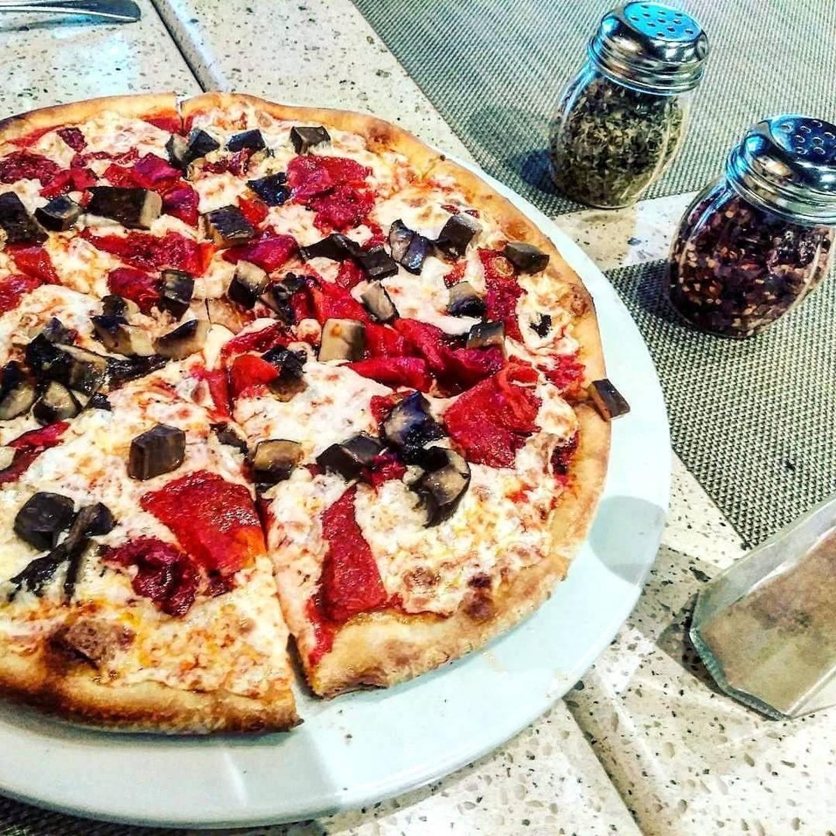 Fresh Italian Favorites, Just a Click Away