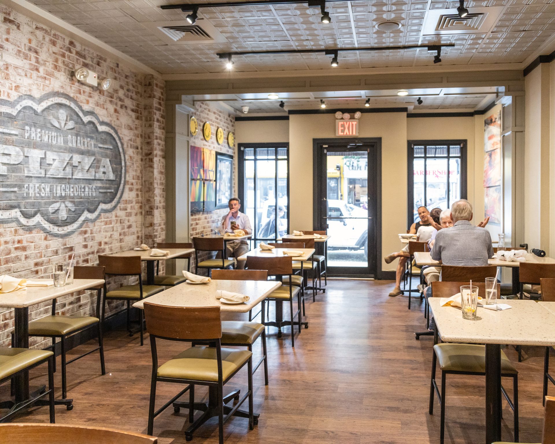 Reserve Your Table with Ease